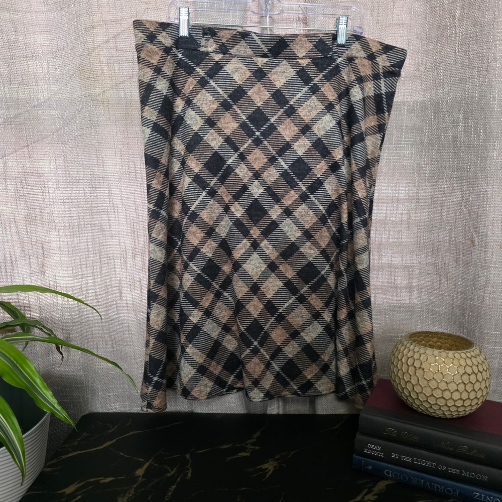 NYCC New York Clothing Co Brown Black Plaid A-Line Midi Skirt XL Stretch